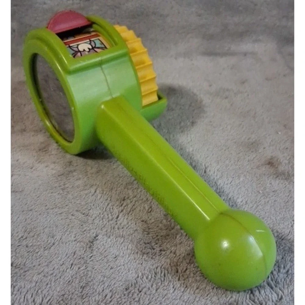 Vintage Creative Playthings Peek N See Pocket Viewer Toy Model 76160